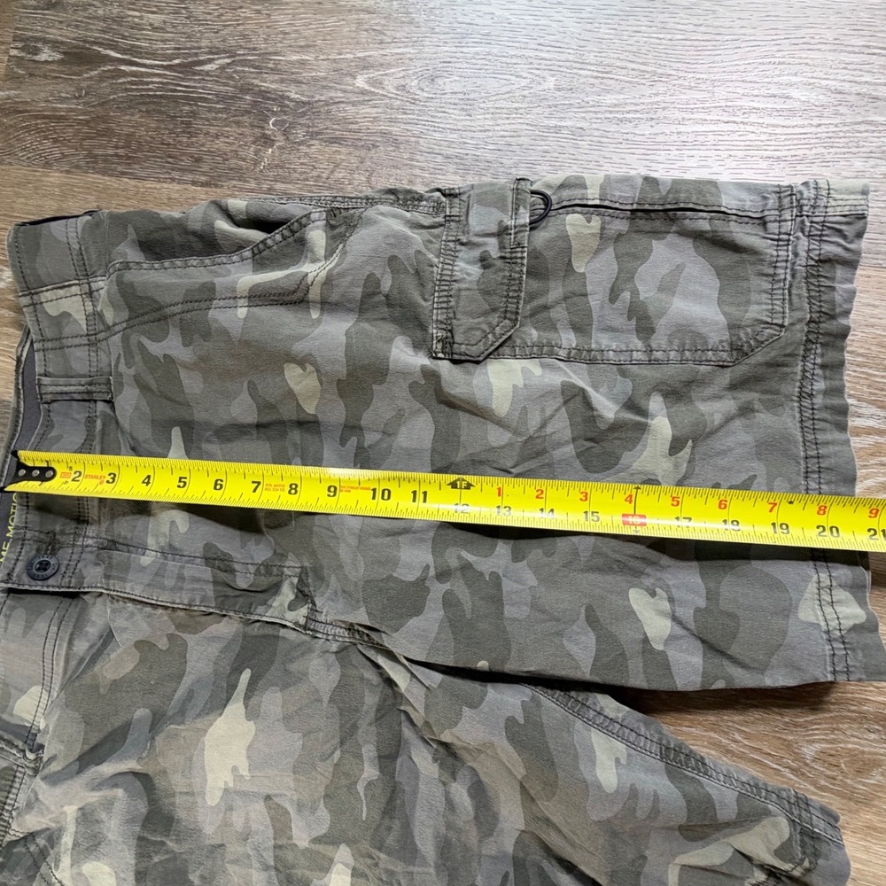 Lee Cargo Shorts Mens 40 Green Camo Extreme Motion Stretch Multi Pocket - Picture 4 of 7